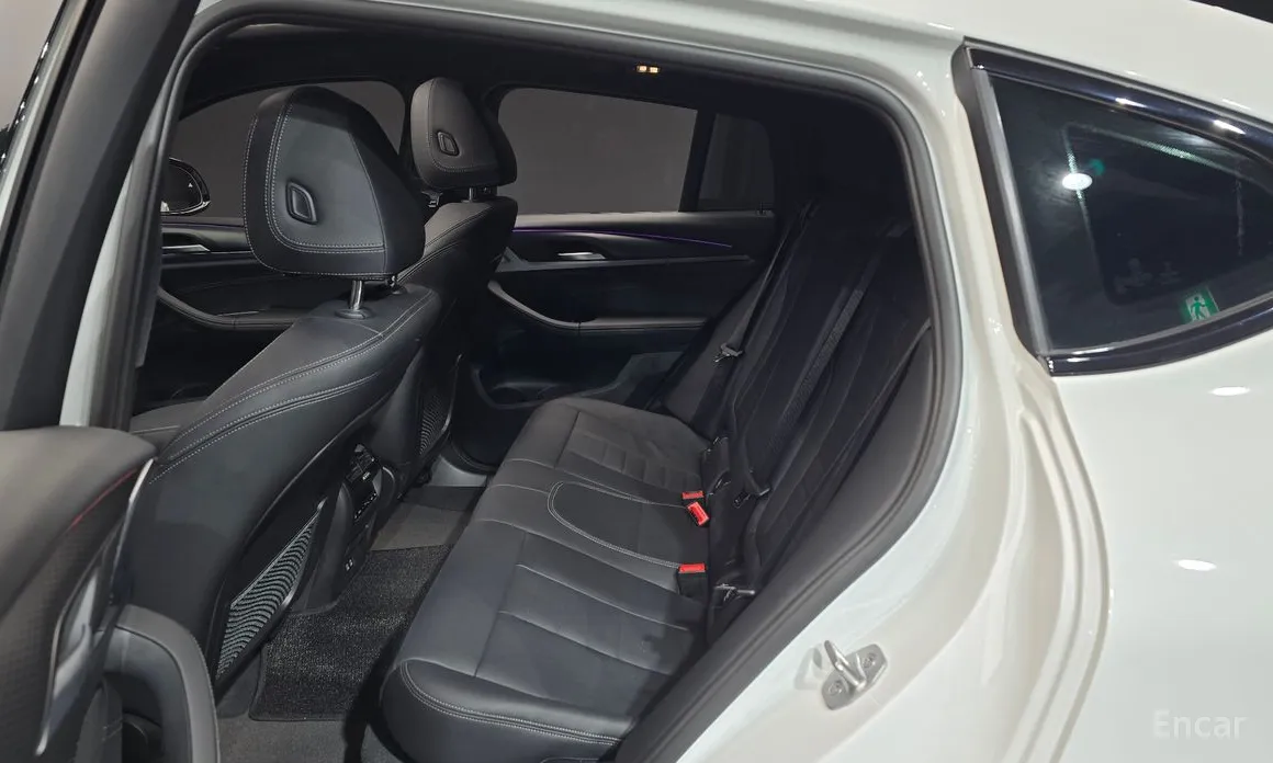 BMW X4, 2022 — фото 12 из 12