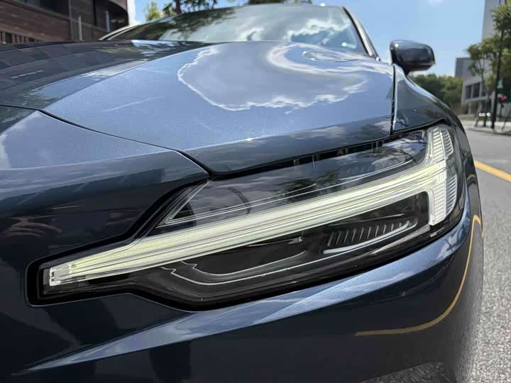 Volvo S60, 2021 — фото 4 из 9