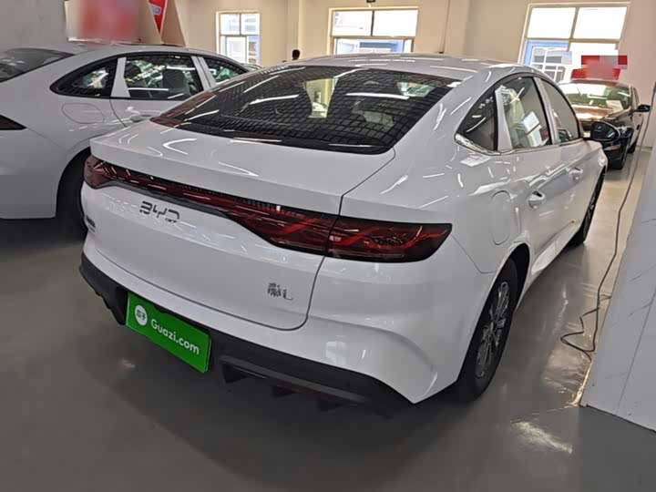 BYD Qin L, 2026 — фото 7 из 9