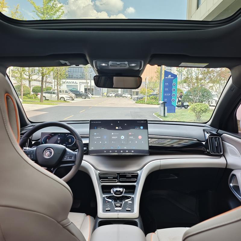 BYD Song Pro Hybrid, 2023 — фото 9 из 12