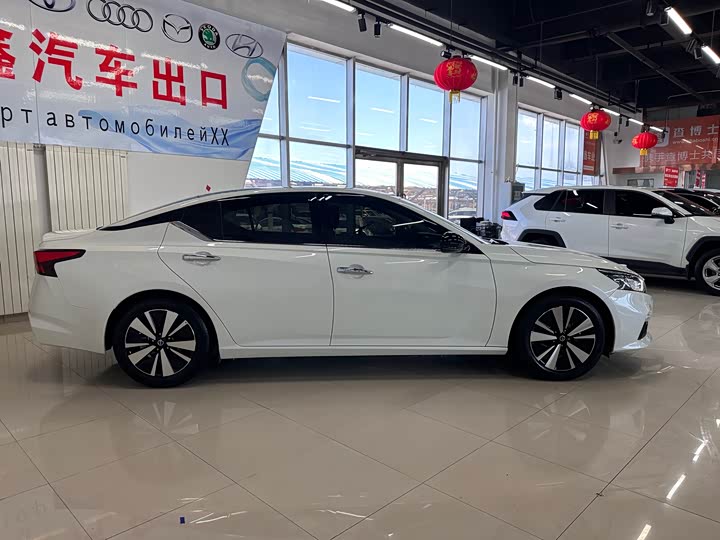 Nissan Teana, 2021 — фото 4 из 9