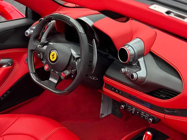 Ferrari F8, 2022 — фото 4 из 9