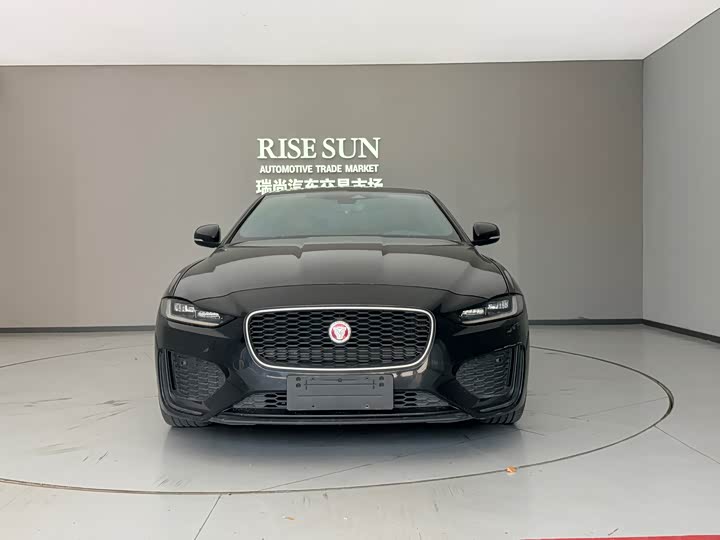 Jaguar XE L, 2024 — фото 6 из 9