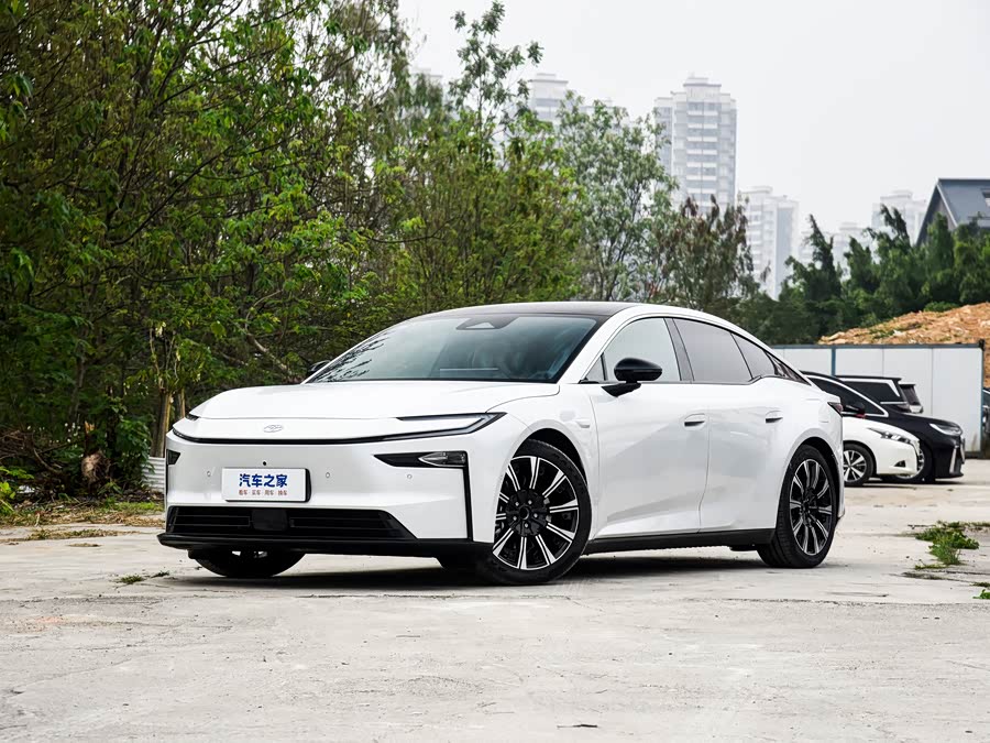 Toyota bZ7, 2026 — купить в Казани под ключ