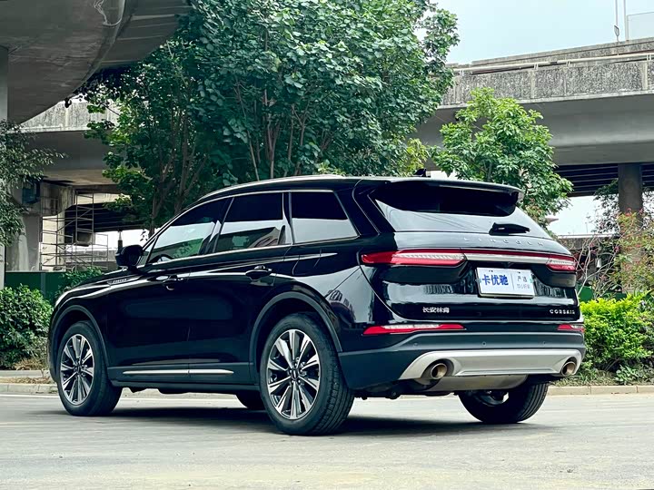 Lincoln Corsair, 2021 — фото 4 из 9
