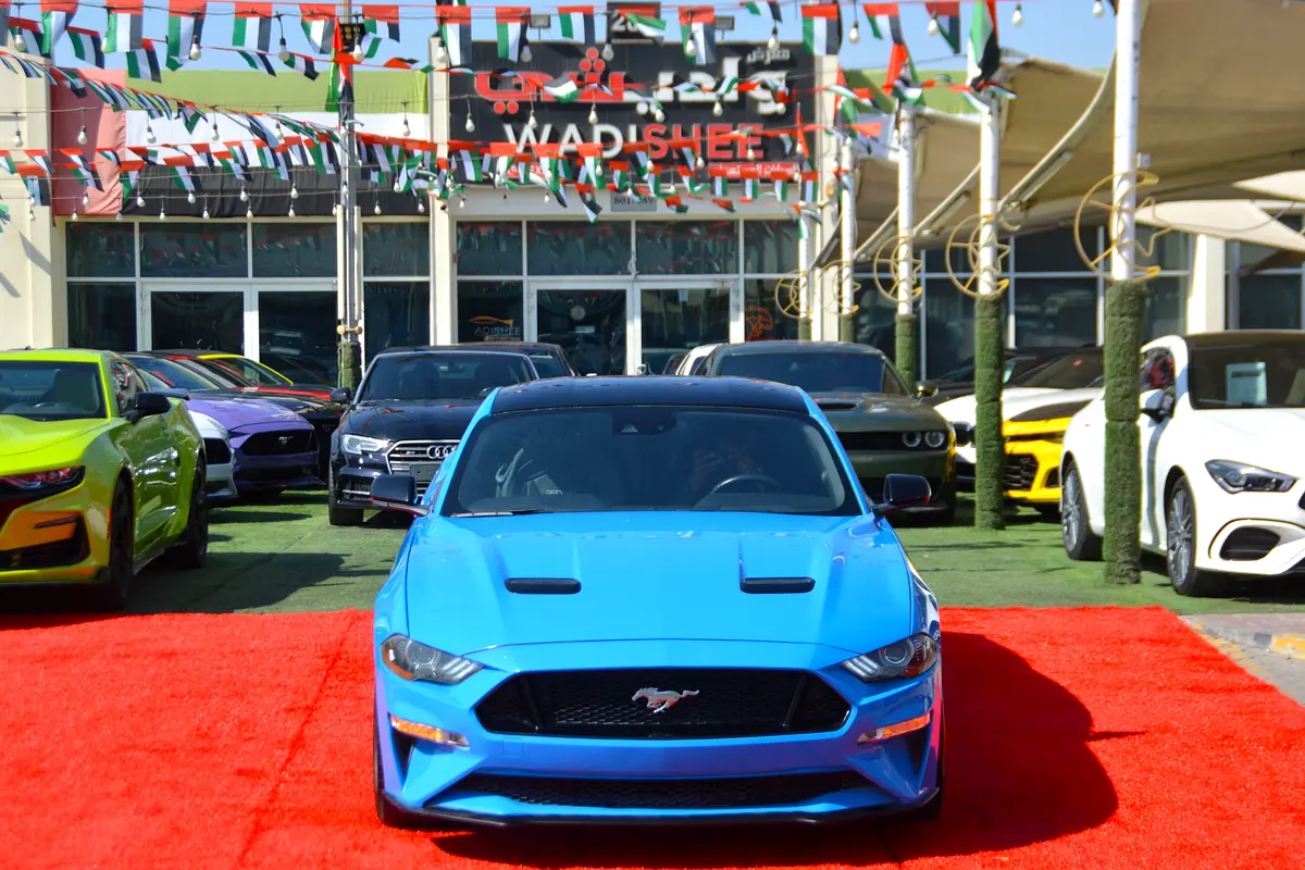 Ford Mustang, 2022 — фото 2 из 10