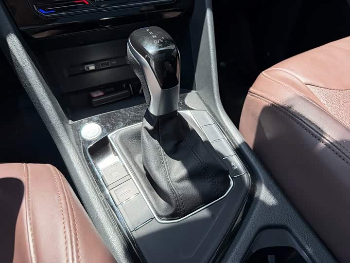Volkswagen Tiguan L Pro, 2024 — фото 9 из 9