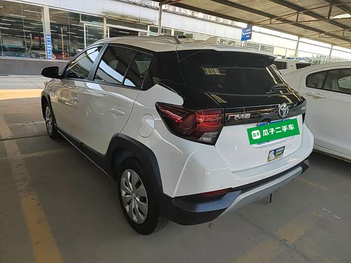 Toyota Yaris L Hatchback, 2021 — фото 5 из 9