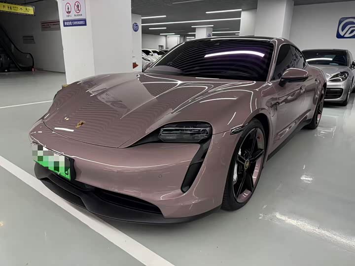 Porsche Taycan, 2022 — купить в Кирове под ключ