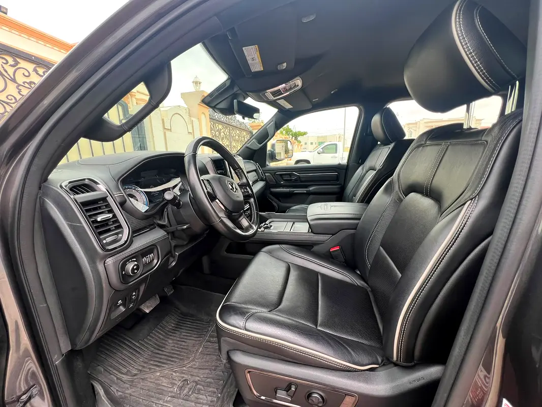 Dodge Ram 1500, 2022 — фото 7 из 8
