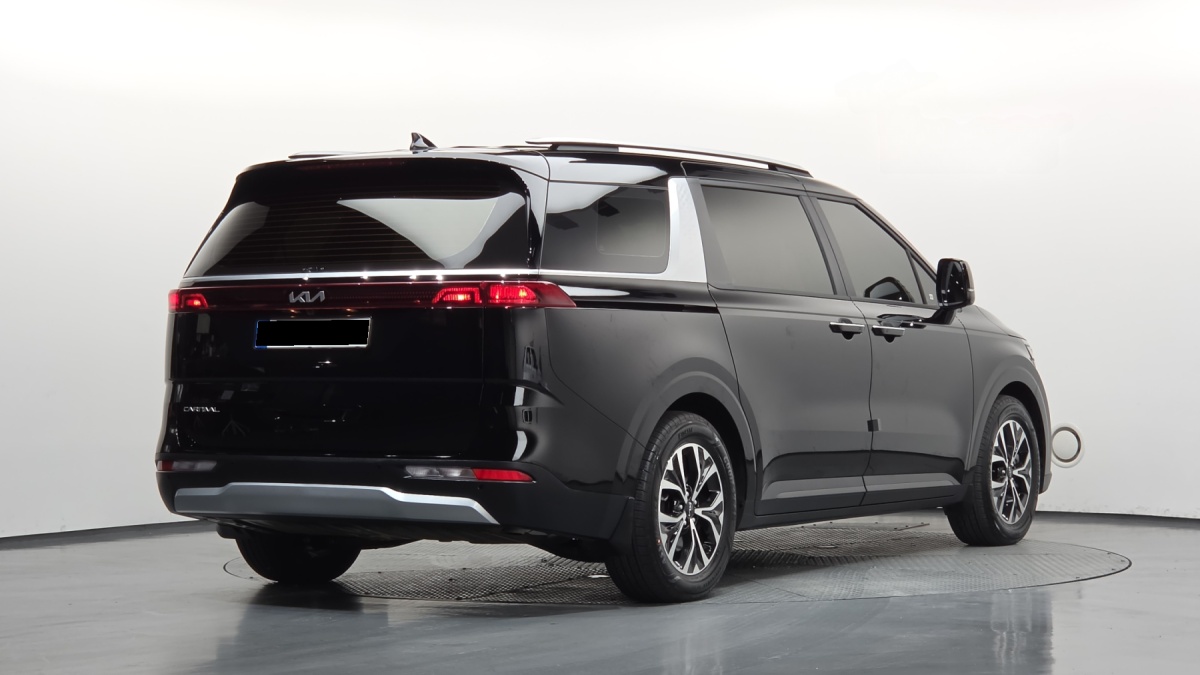 Kia Carnival, 2022 — фото 2 из 12