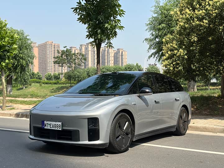 LiXiang i6, 2025 — купить в Курске под ключ