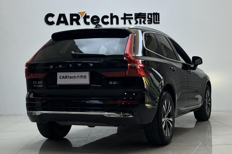 Volvo XC60, 2021 — фото 5 из 12