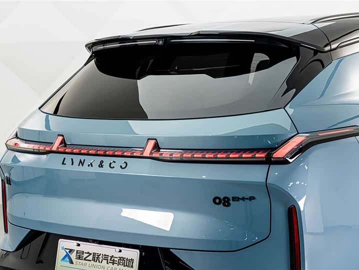 Lynk & Co 08 EM-P Hybrid, 2025 — фото 8 из 9