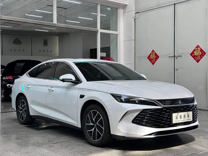 BYD Qin L, 2025 — фото 3 из 9
