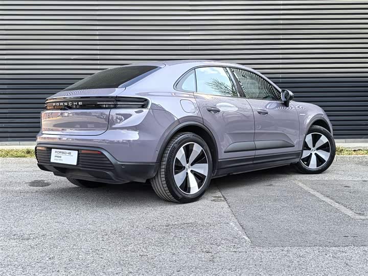 Porsche Macan EV, 2025 — фото 5 из 9