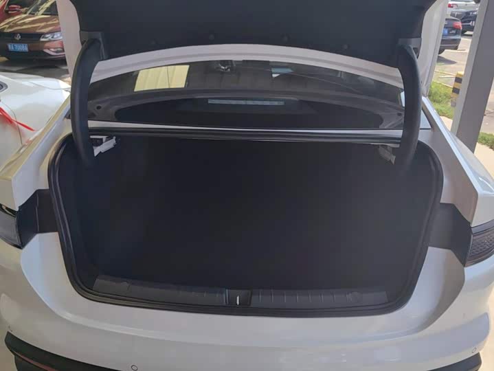 BYD Seal 05 DM-i Hybrid, 2025 — фото 4 из 9