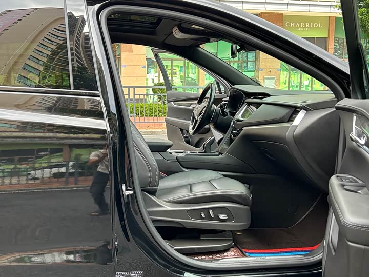 Cadillac XT5, 2022 — фото 9 из 9