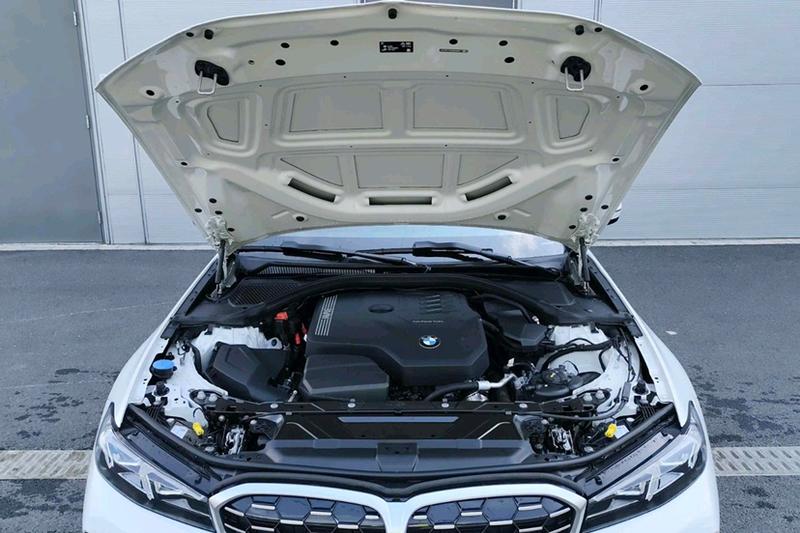 BMW 3 Series, 2025 — фото 6 из 12
