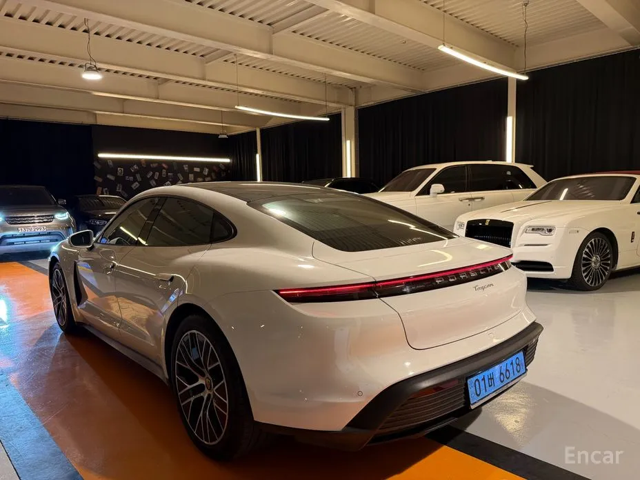 Porsche Taycan, 2023 — фото 3 из 12