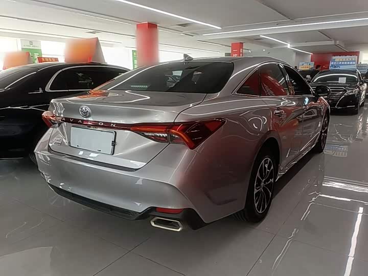 Toyota Avalon, 2022 — фото 7 из 9