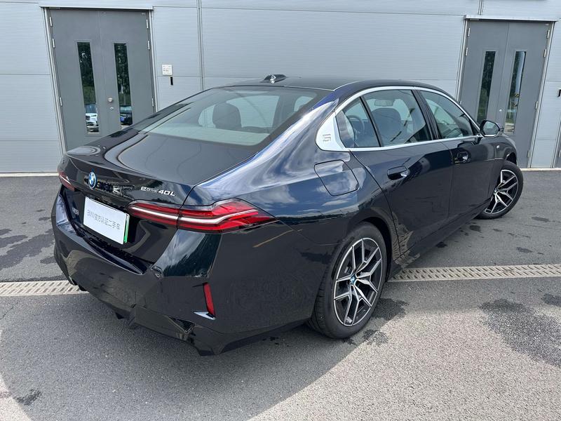 BMW i5, 2025 — фото 5 из 11