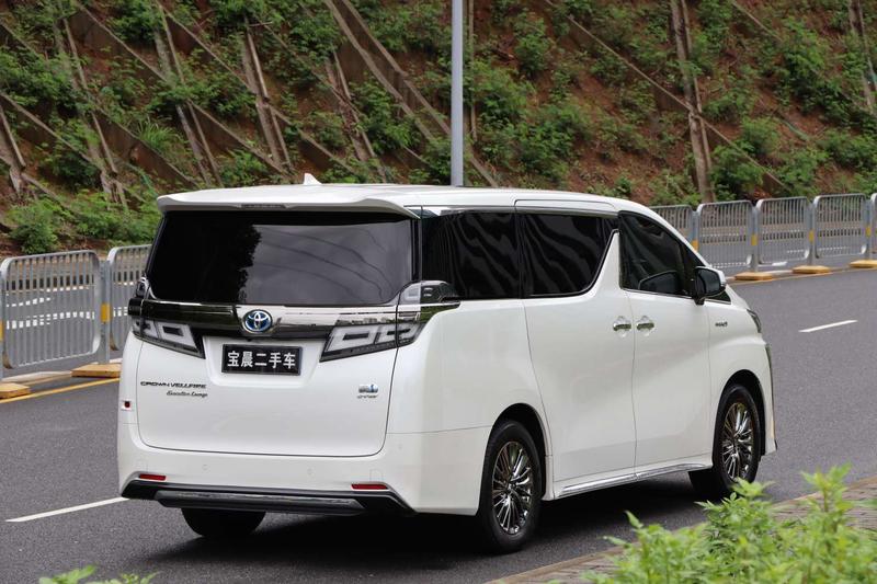 Toyota Vellfire, 2021 — фото 7 из 12