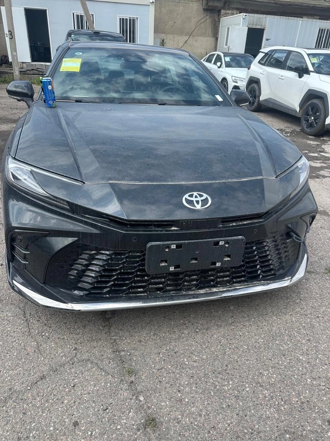 Toyota Camry, 2026 — фото 2 из 6