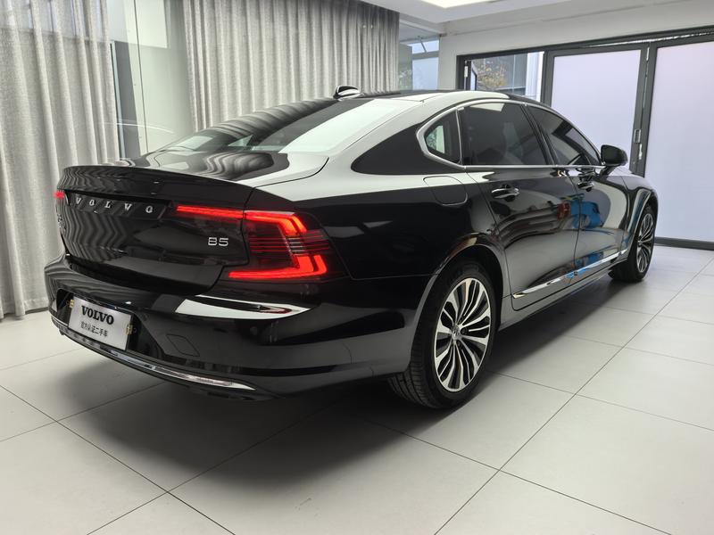 Volvo S90, 2025 — фото 6 из 12