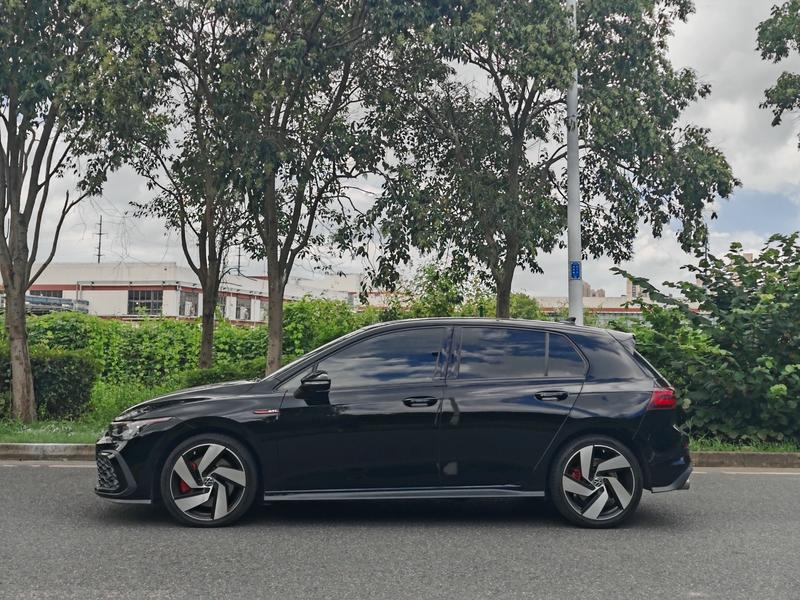 Volkswagen Golf GTI, 2022 — фото 4 из 12