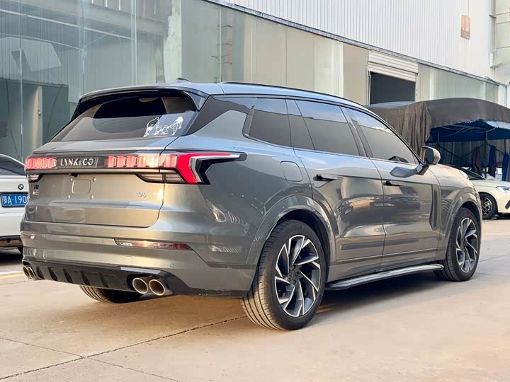 Lynk & Co 09 EM-P Hybrid, 2022 — фото 8 из 9