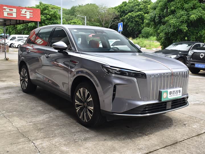 Hongqi HS6 Hybrid, 2025 — фото 3 из 9