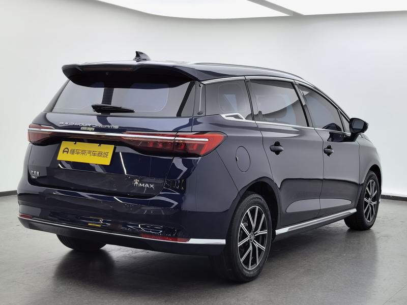 BYD Song Max Hybrid, 2023 — фото 7 из 12