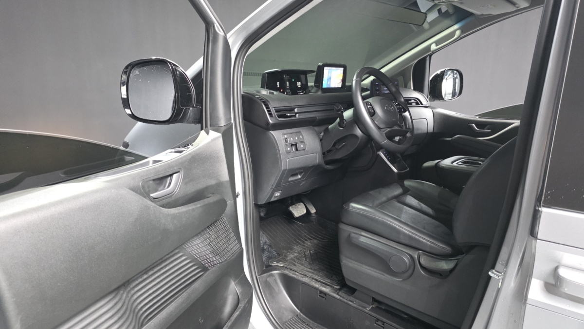 Hyundai Staria, 2022 — фото 9 из 12