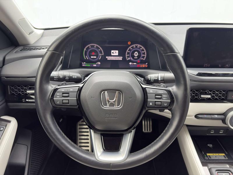 Honda Accord Hybrid, 2023 — фото 11 из 12