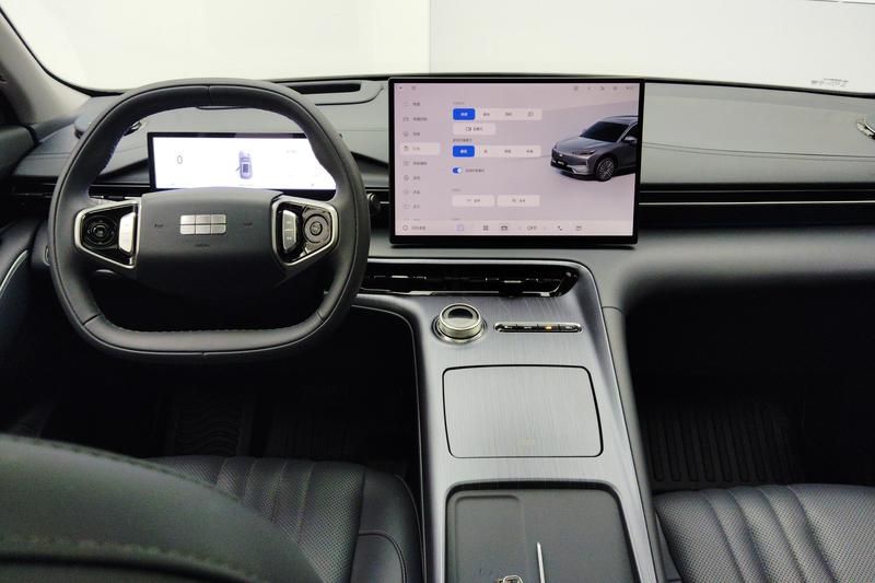 Geely Galaxy E5, 2024 — фото 8 из 12
