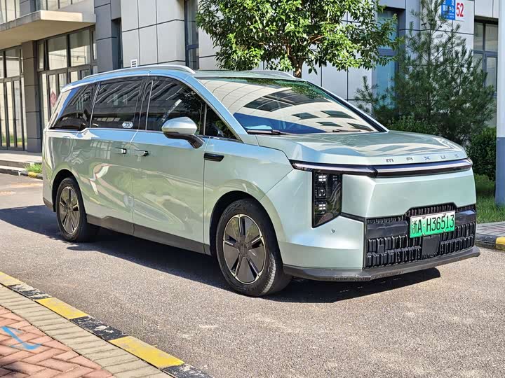 Maxus Mifa 7, 2024 — фото 3 из 9