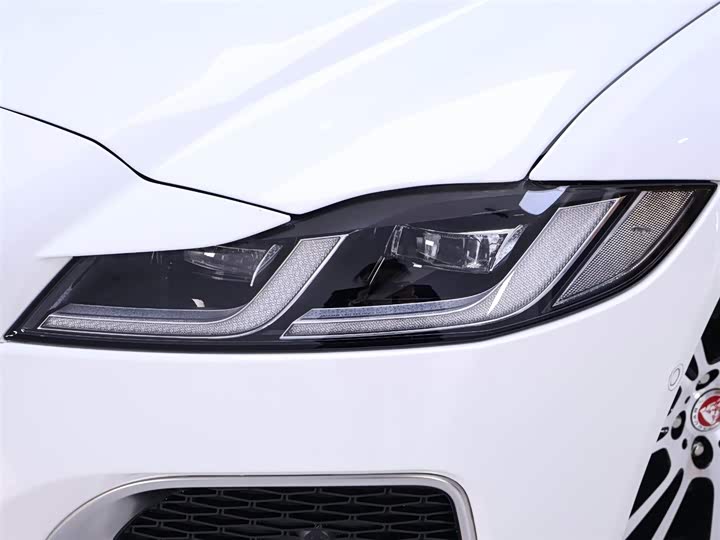 Jaguar XF L, 2024 — фото 4 из 9