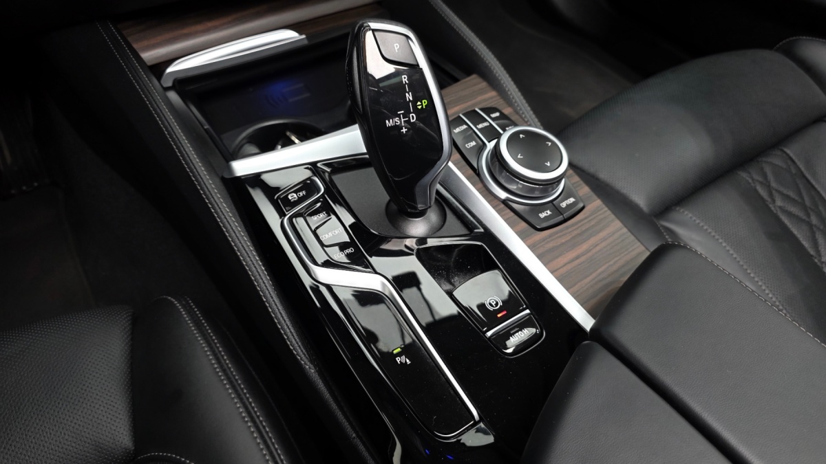 BMW 5 Series, 2021 — фото 9 из 12