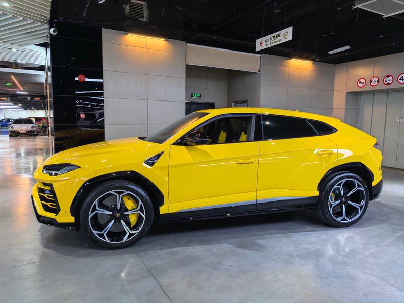 Lamborghini Urus, 2021 — фото 2 из 8