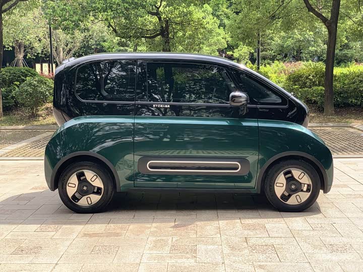 Baojun KiWi EV, 2022 — фото 7 из 9