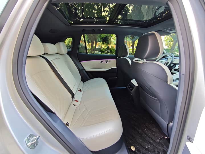 Geely Galaxy Starship 7, 2025 — фото 8 из 9