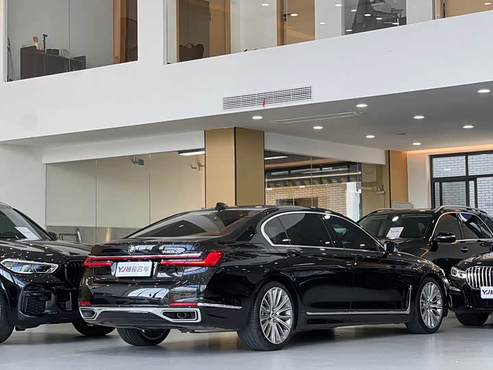 BMW 7 Series, 2022 — фото 3 из 9