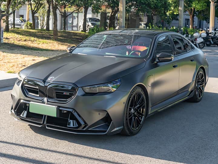 BMW M5 Hybrid, 2025 — купить в Перми под ключ