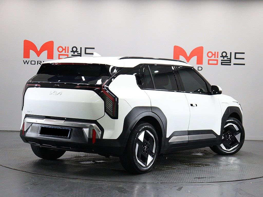 Kia EV3, 2024 — фото 3 из 12