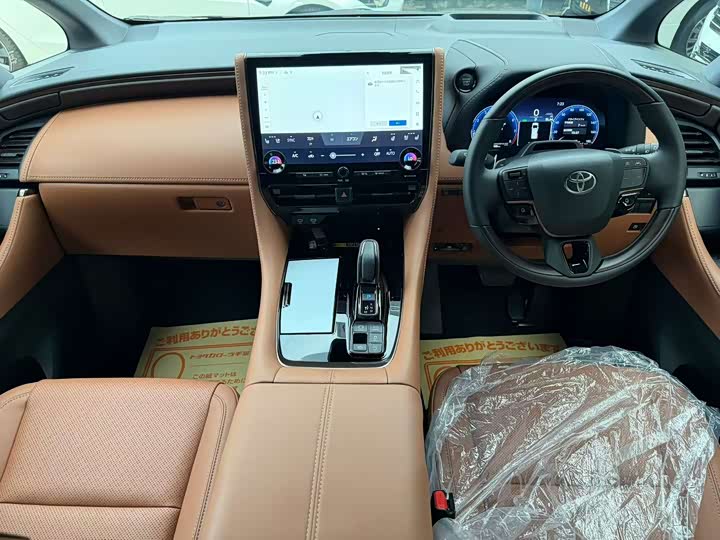 Toyota Alphard, 2026 — фото 5 из 9