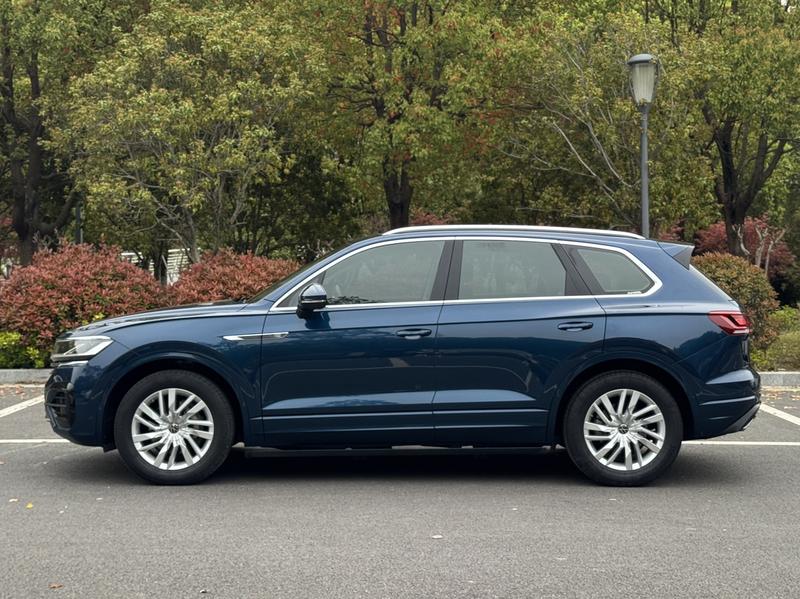 Volkswagen Touareg, 2022 — фото 3 из 12