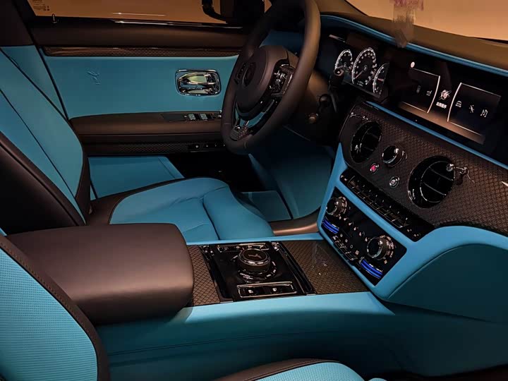 Rolls-Royce Ghost, 2023 — фото 5 из 9