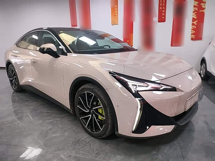 BAIC Arcfox Alpha S5, 2024 — фото 4 из 9
