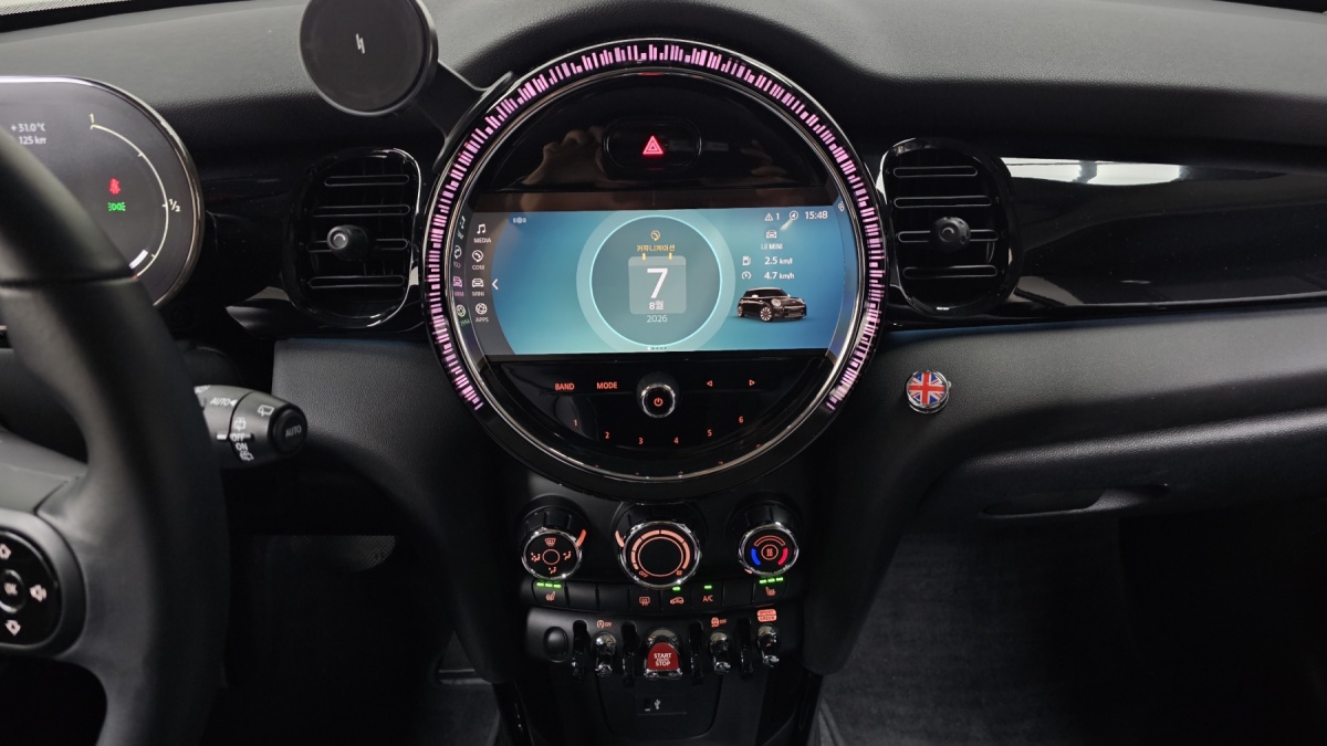 Mini Cooper, 2022 — фото 12 из 12